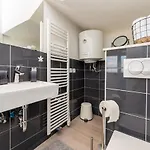 Luna Apartment