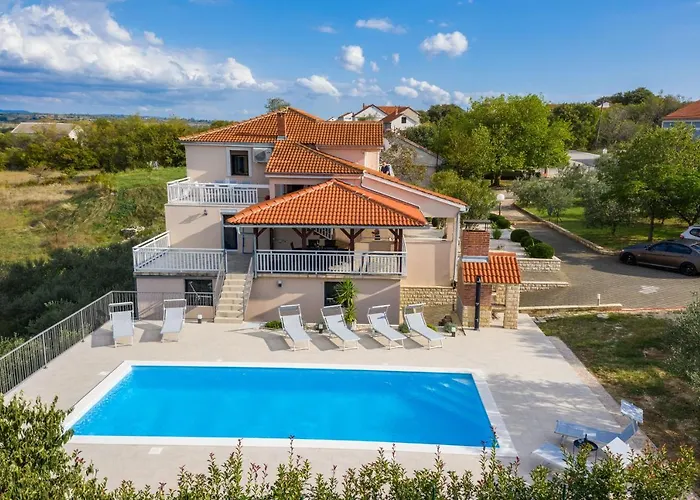 Luna Lägenhet Zadar