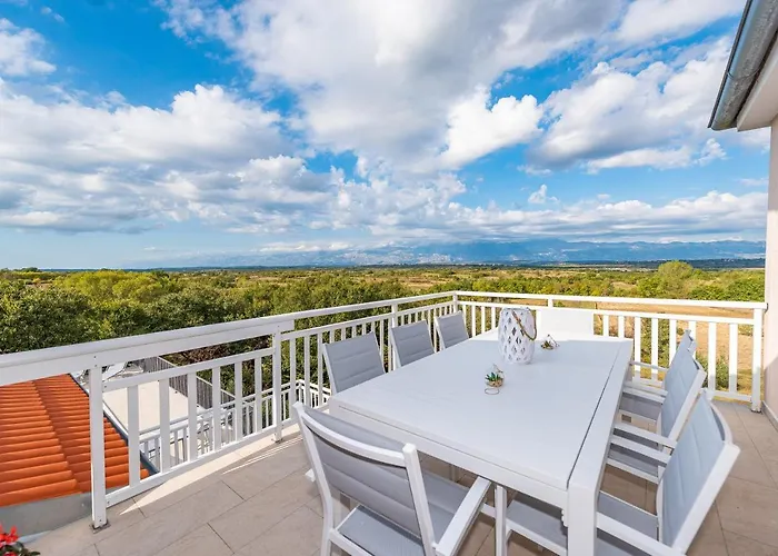 Luna Lägenhet Zadar